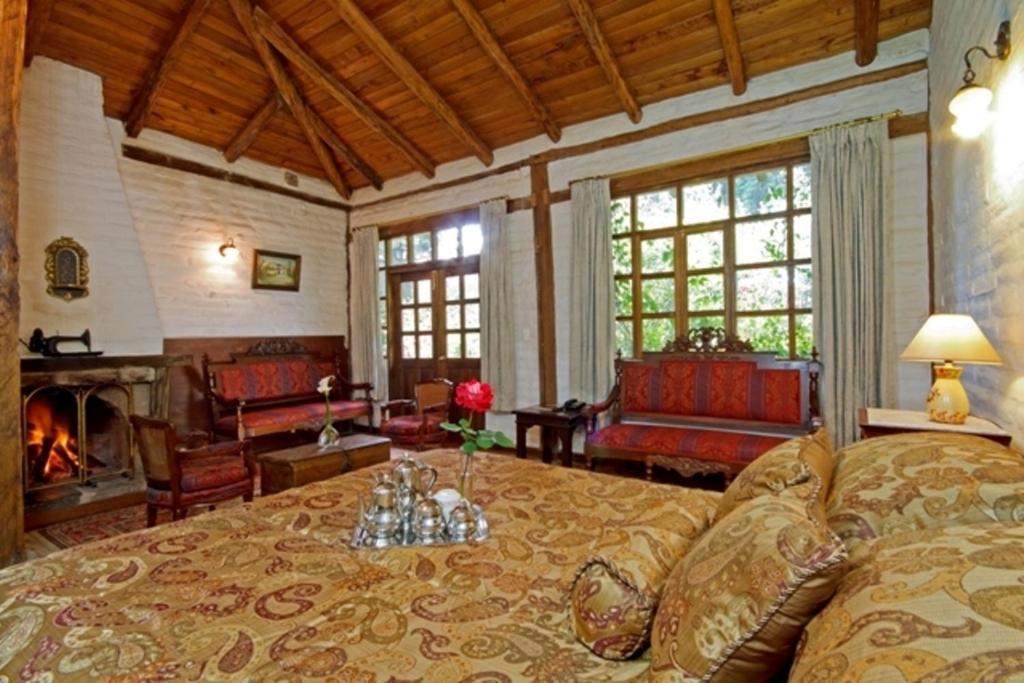 Hacienda La Carriona Hotel Sangolqui Bagian luar foto