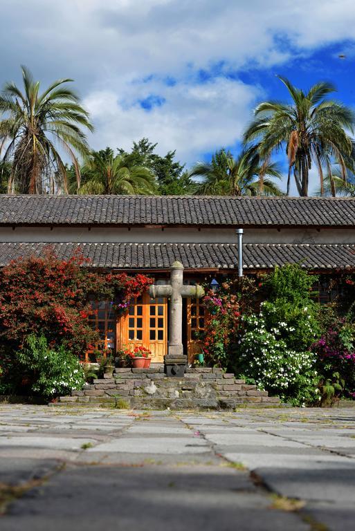 Hacienda La Carriona Hotel Sangolqui Bagian luar foto