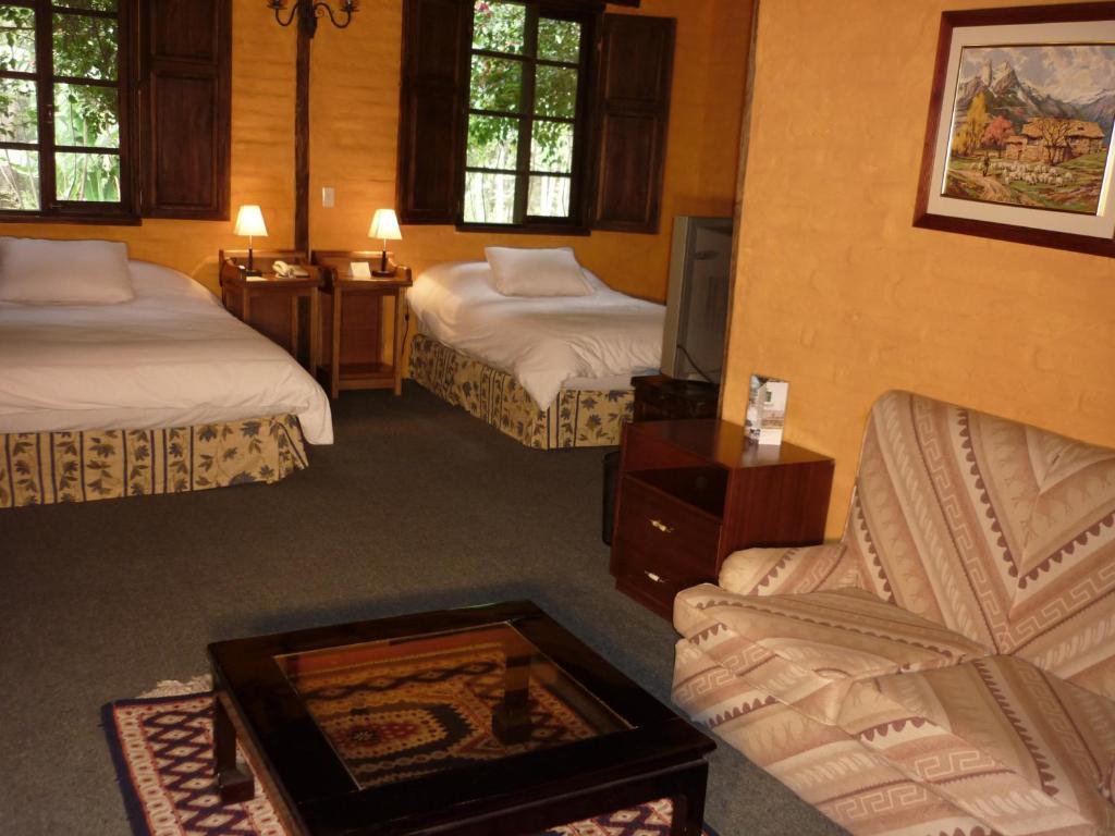 Hacienda La Carriona Hotel Sangolqui Bagian luar foto