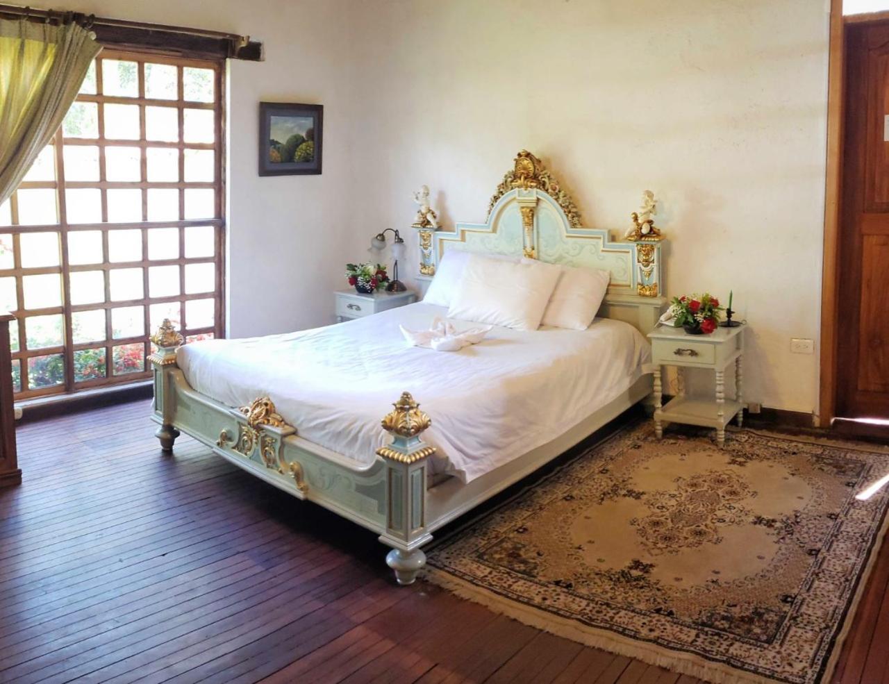 Hacienda La Carriona Hotel Sangolqui Bagian luar foto