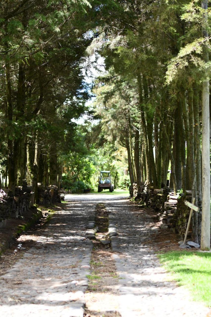 Hacienda La Carriona Hotel Sangolqui Bagian luar foto